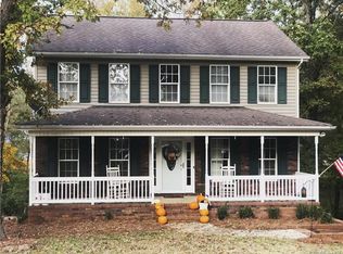 1904 Lorelei Ct, Mount Pleasant, NC 28124