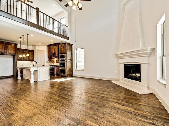 2nd image of 4732 Sunnybrook Dr
