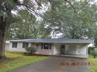 539 Dartmount Dr, Jackson, MS 39209
