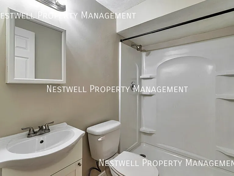 1419 Darling St #4 — Photo 11
