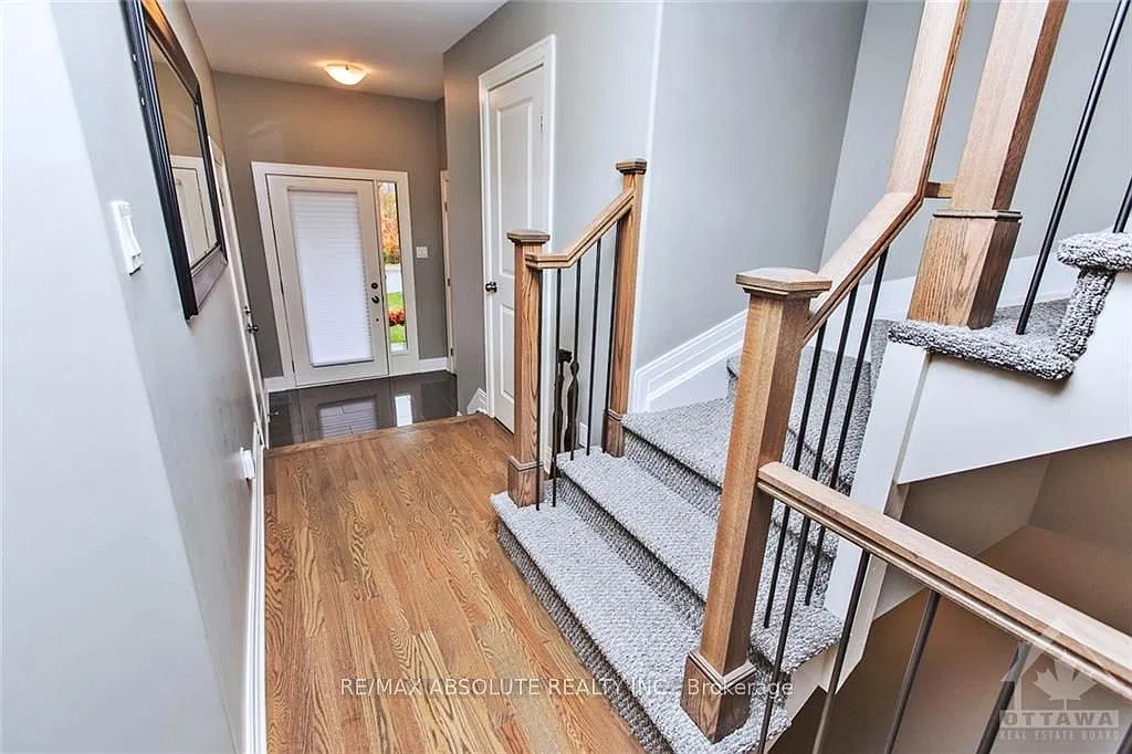 3 bed, $2,850 — Photo 4