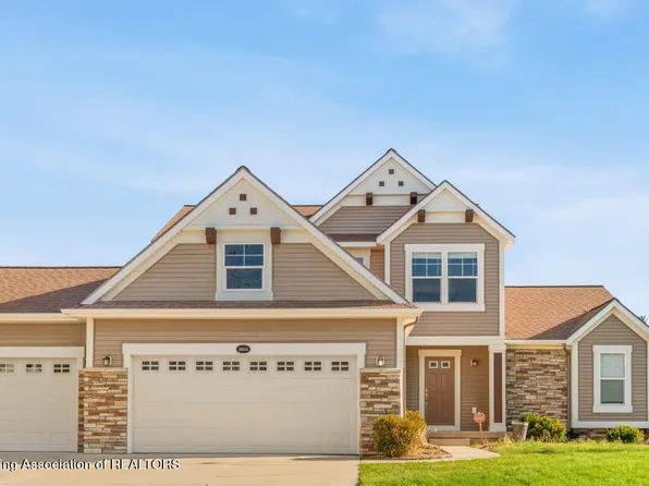 10604 Knockaderry Dr, Grand Ledge, MI 48837