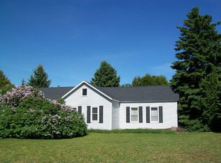 37200 Kings Hwy, Beaver Island, MI 49782