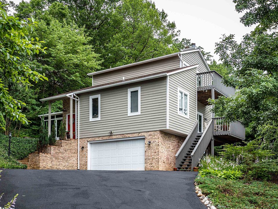 1st image of 116 Blue Stone Hills Dr