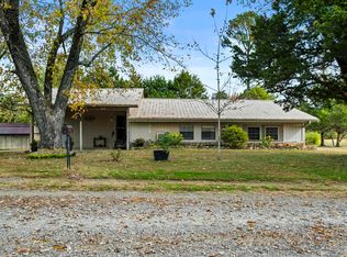 4 Persimmon Ln, Tumbling Shoals, AR 72581