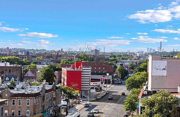 Rented by ERNY LLC | media 18