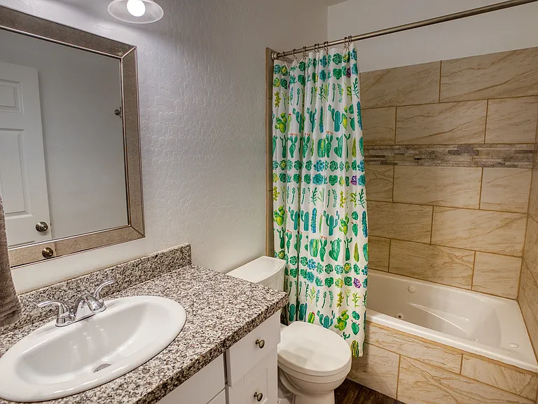 1141 W Cross Creek Ln — Photo 13