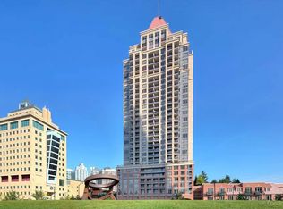 4090 Living Arts Dr #1004, Mississauga, ON