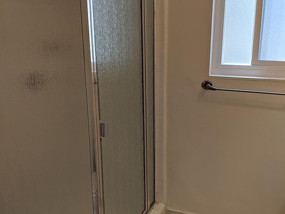 5th image of 11681 Gorham Ave APT 4
