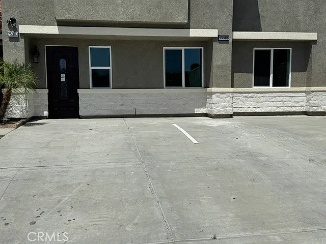 2 bed, 600 sqft, $1,900 — Photo 1
