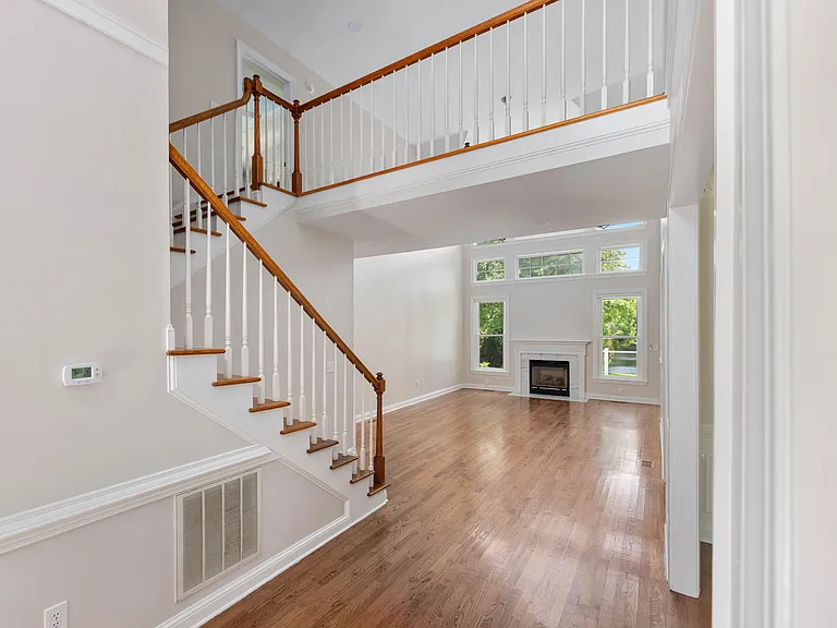 1204 Wynnwood Ct — Photo 15