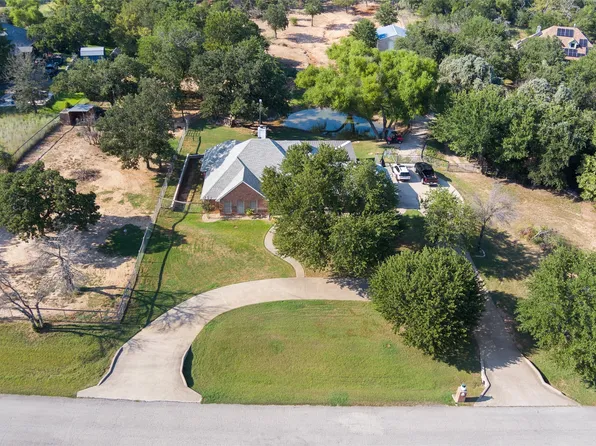 210 Saddle Club Rd, Weatherford, TX 76088