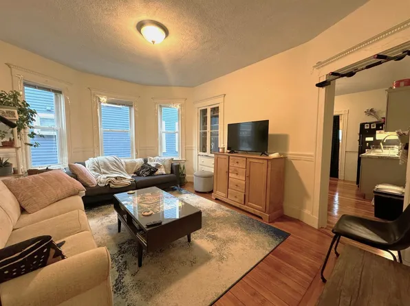 28 Lexington Ave, Somerville, MA