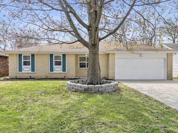1158 E Rosebrier Street, Springfield, MO 65807