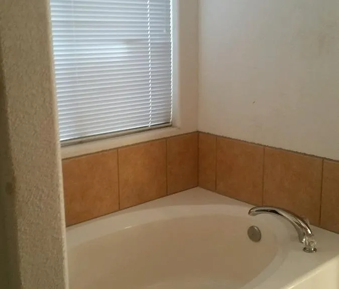 Tub