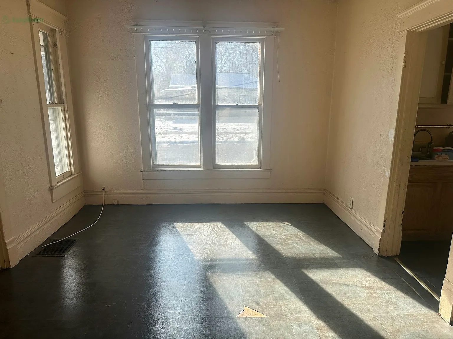 301 North Charlton Street — Photo 3