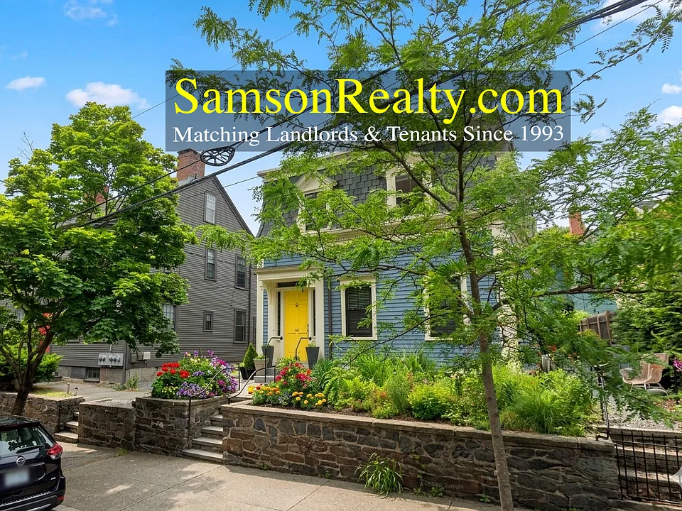 76 John St #1