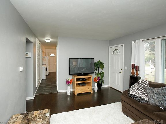 1304 turwill ln-104