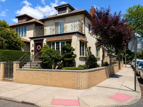 8102 Tenth Avenue image 1 of 1