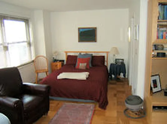 Sold by Residence Resource | media 8