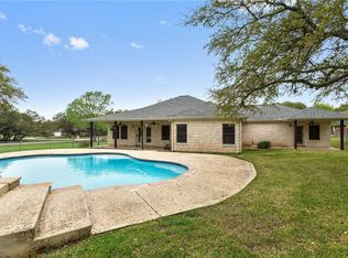 700 Shadywood Ln, Dripping Springs, TX 78620