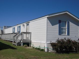 340 Watersedge Dr, Emerald Isle, NC 28594