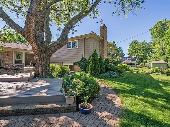 5th image of 3430 Brentwood Ct
