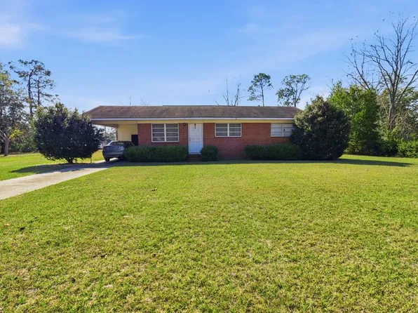 601 E Smith Ave, Nashville, GA 31639