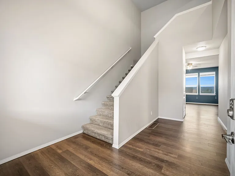 8411 N James Ct — Photo 10