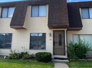 317 E 60th Ct, Merrillville, IN 46410