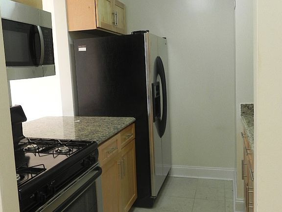 4th image of 80 N Moore St APT 30A