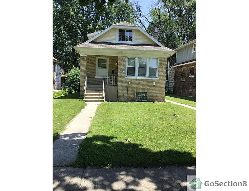 7953 S Woodlawn Ave photo 1