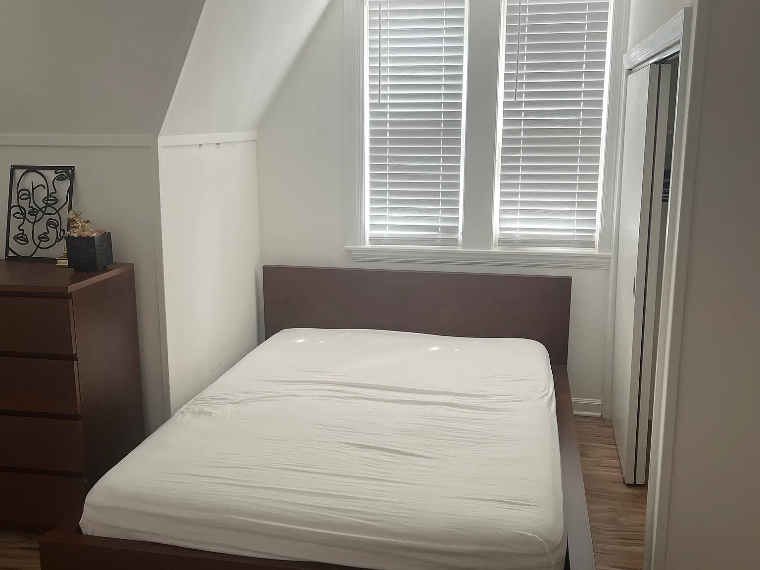 3422 N Rutherford Ave — Photo 3