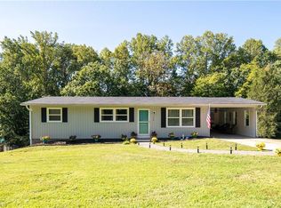 170 N Bowman Rd, Mount Airy, NC 27030
