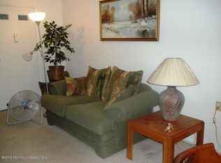 37D Cambridge Ct #100D, Lakewood, NJ