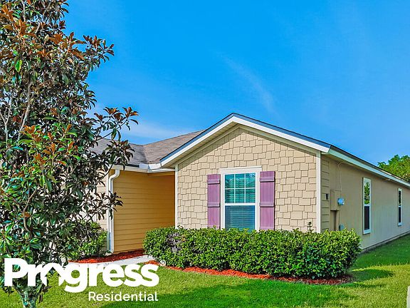 3rd image of 3828 Falcon Crest Dr