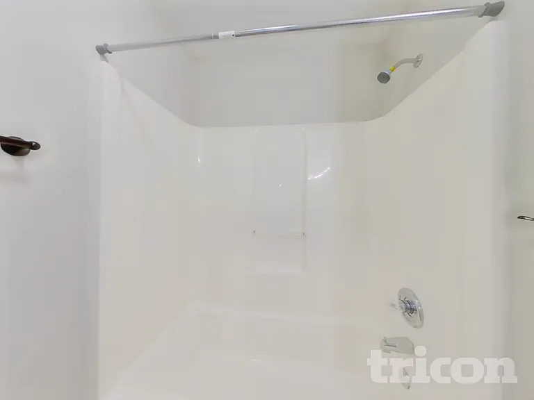 6009 Plateau Ct — Photo 13