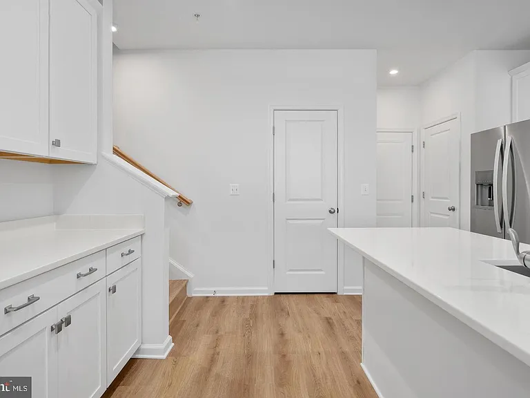 2536 Neabsco Common Pl — Photo 11