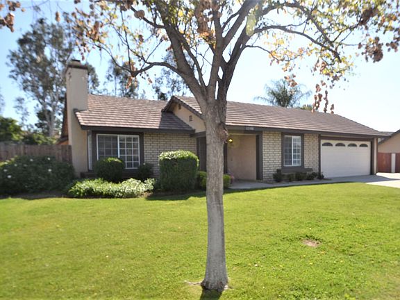 2nd image of 12388 Via De Palmas Ave