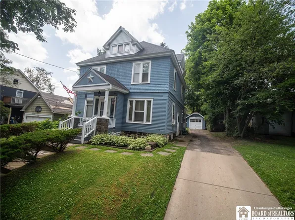 35 Grant St, Jamestown, NY 14701