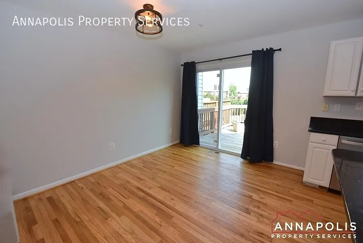 619 puritan court — Photo 3