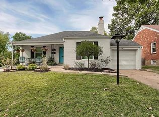 1001 N Geyer Rd, Saint Louis, MO 63122