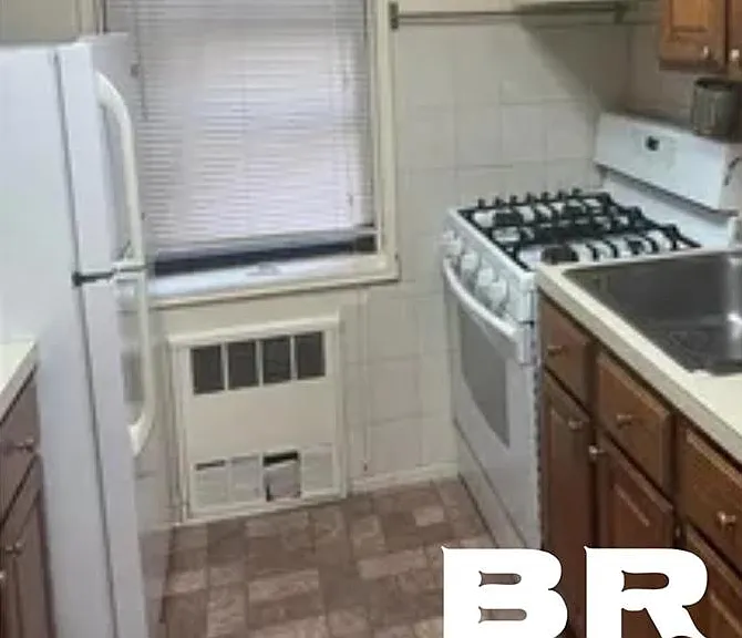 2400 E 3rd St #621 — Photo 7