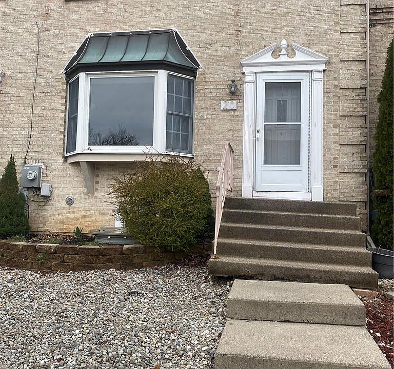 1st image of 20 Lincoln Pl