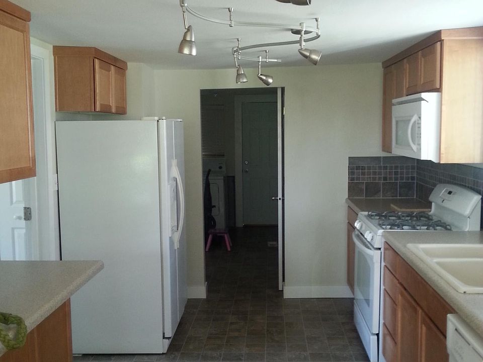 1st image of 125 Bremerton Blvd W