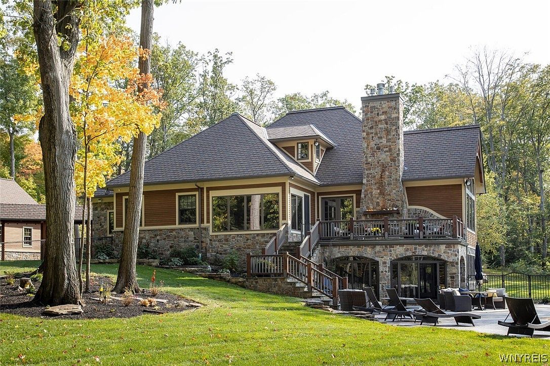 5885 Woodlee Ct, Orchard Park, NY 14127 Zillow