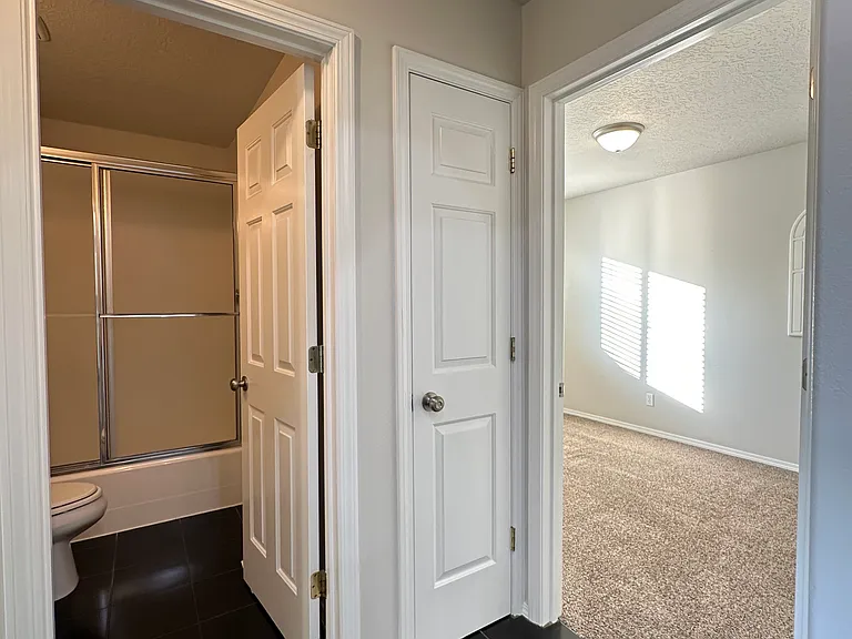 16384 Rainbow Dr — Photo 29