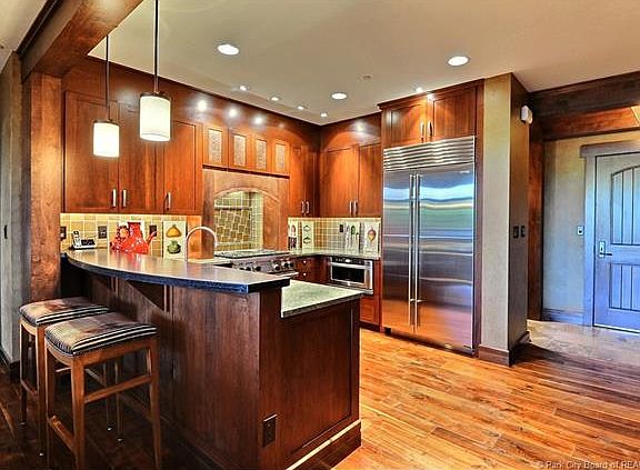 5th image of 8894 Empire Club Dr #306