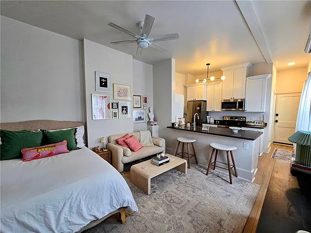 1121 Antonine St #2C — Photo 2
