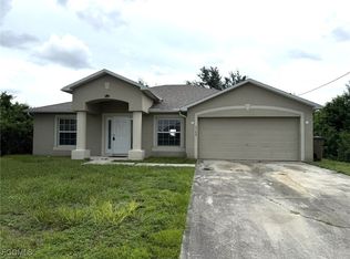 3102 27th St SW, Lehigh Acres, FL 33976